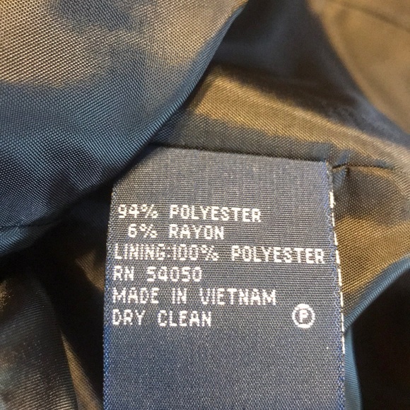 Evan-Picone Suit with scarf - Picture 7 of 15